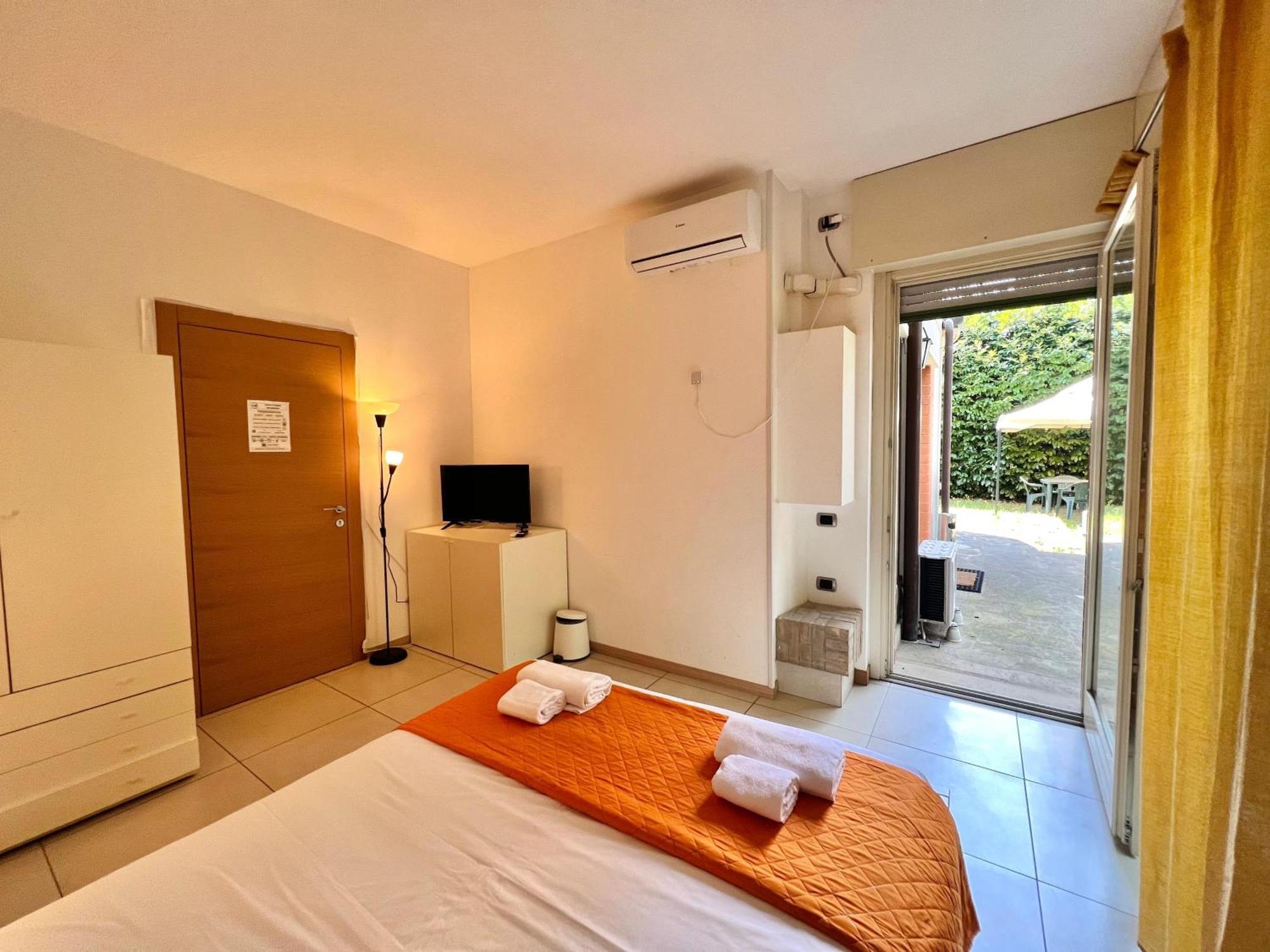 Bergamoinhouse Hotel ภายนอก รูปภาพ